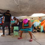 Inmigrantes en el refugio de Tijuana.