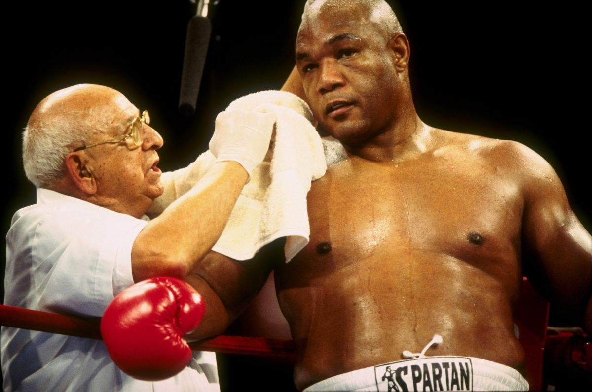  George Foreman uno de los mejores boxeadores peso completo de la historia está siendo acusado de abuso sexual