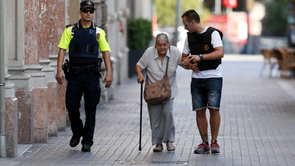 Una joven que se identificó como nieta de la mujer mayor señaló que su abuelita mintió en todo.