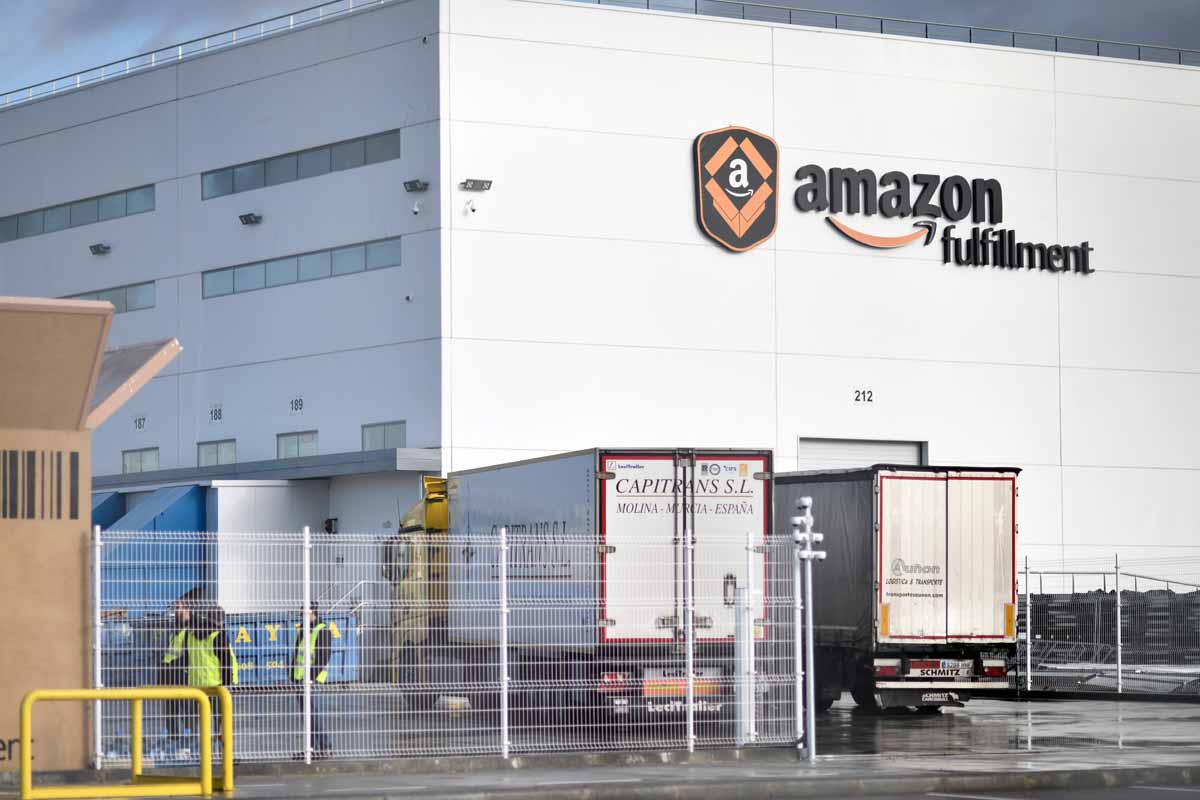 Amazon se ha beneficiado de millonarias exenciones de impuestos, en tanto que en algunos condados de Oregón se ha disparado el consumo de energía.