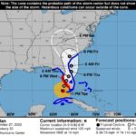 El gráfico muestra la posible trayectoria del huracán Ian a las 11 p.m. EDT del 27 de septiembre.