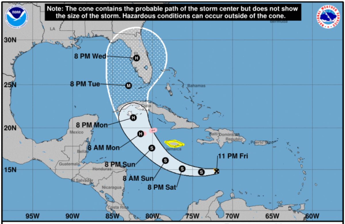 El cono muestra la posible trayectoria de la tormenta tropical Ian en los próximos 3 días.