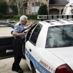 La policía de Houston investiga que puedo haber sucedido en el baño