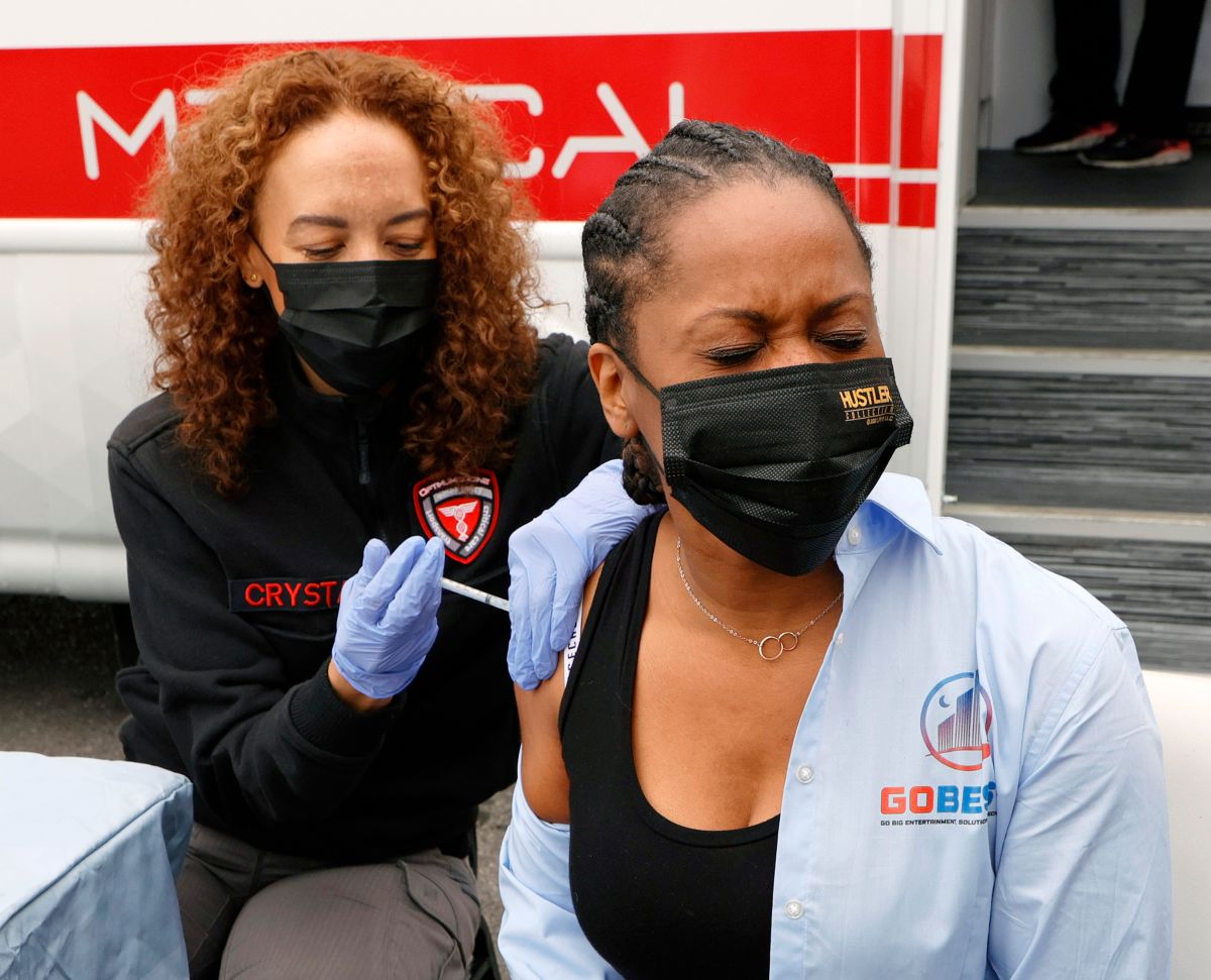 Los refuerzos de las vacunas Covid pueden evitar un aumento de casos en el invierno.