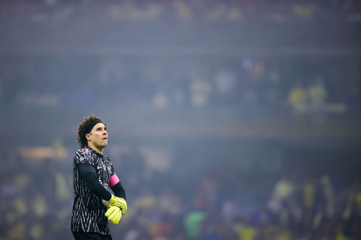 Guillermo Ochoa, capitán, arquero y símbolo de las Águilas del América.