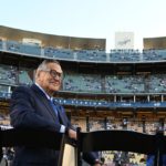 Jaime Jarrín homenajeado en el Dodger Stadium.