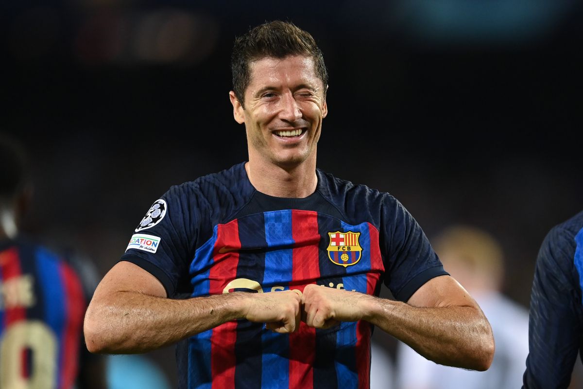 Lewandowski lleva 11 goles en 8 partidos con el FC Barcelona.