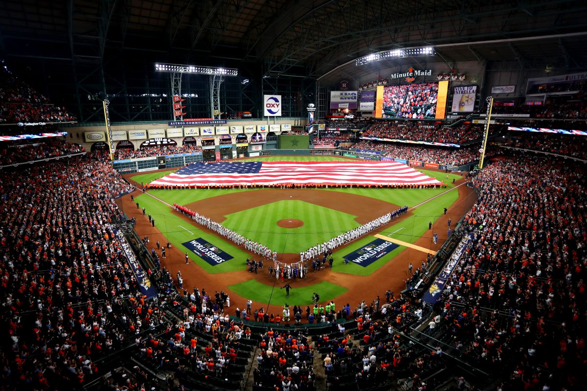 Inauguración de la Serie Mundial 2022 de la MLB entre Houston Astros y Philadephia Phillies. 