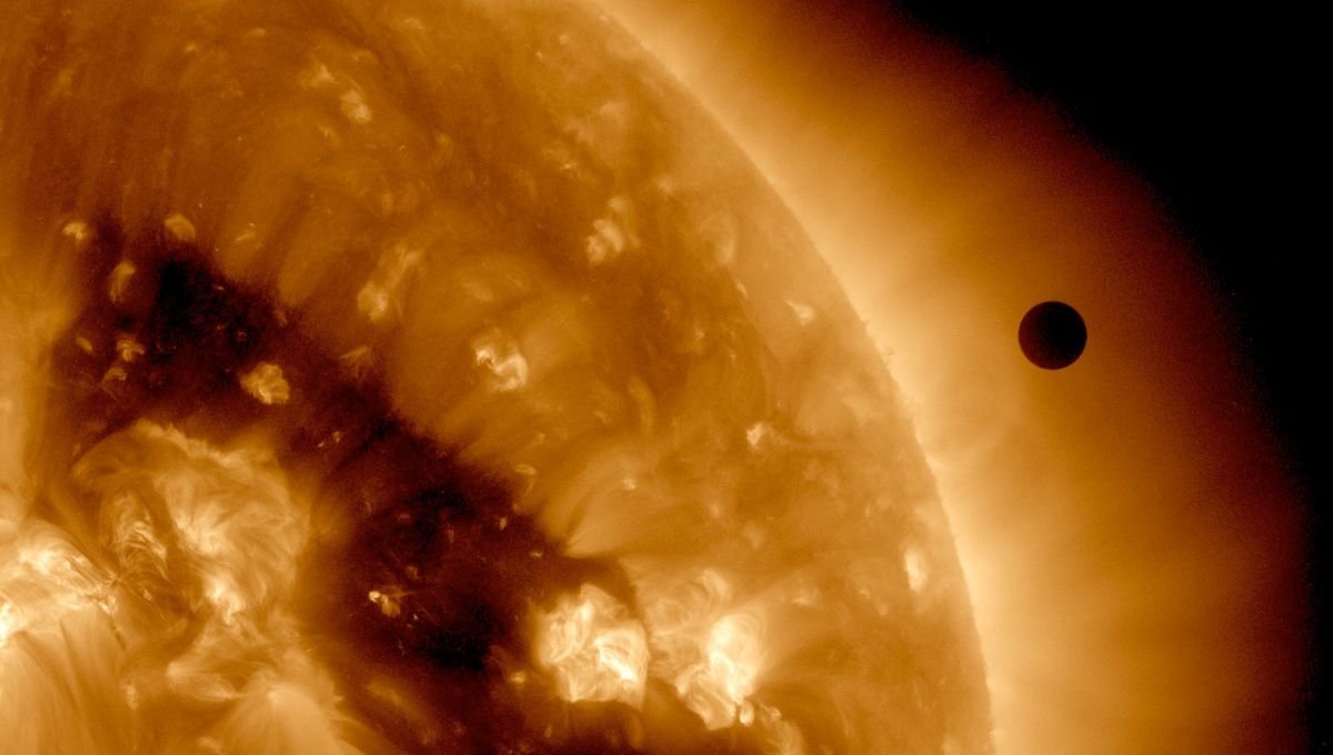 NASA capta una curiosa foto del Sol ’sonriendo