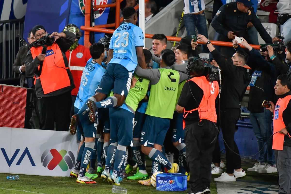 Pachuca en la celebración de un gol ante Toluca.