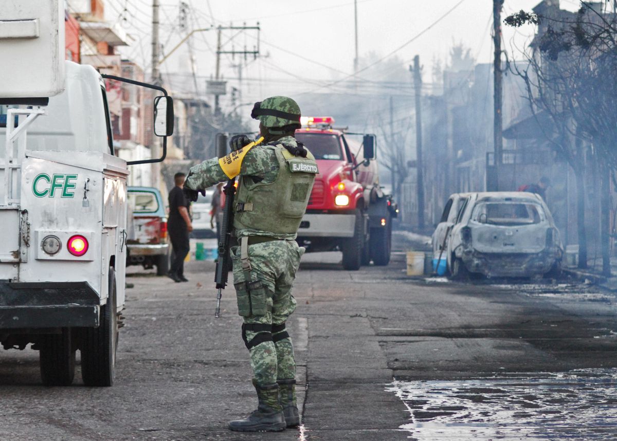 Pese a la enorme explosión, autoridades no reportaron víctimas mortales.