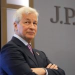 El presidente de JP Morgan Chase Daniel Pinto dijo que la Reserva Federal no debería reducir o detener sus aumentos de tasas después de haber emprendido diversas políticas monetarias en los últimos meses para frenar el alza de precios.