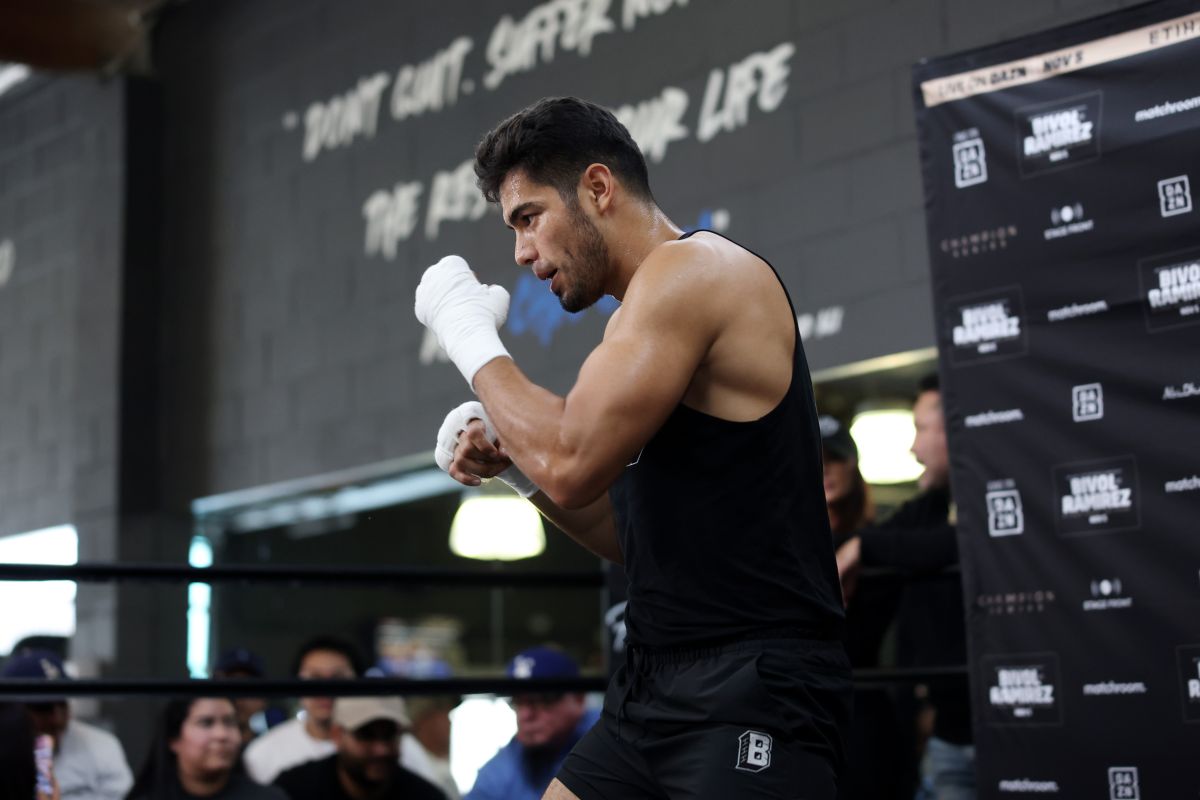 Zurdo Ramírez solo piensa en la victoria contra Bivol.