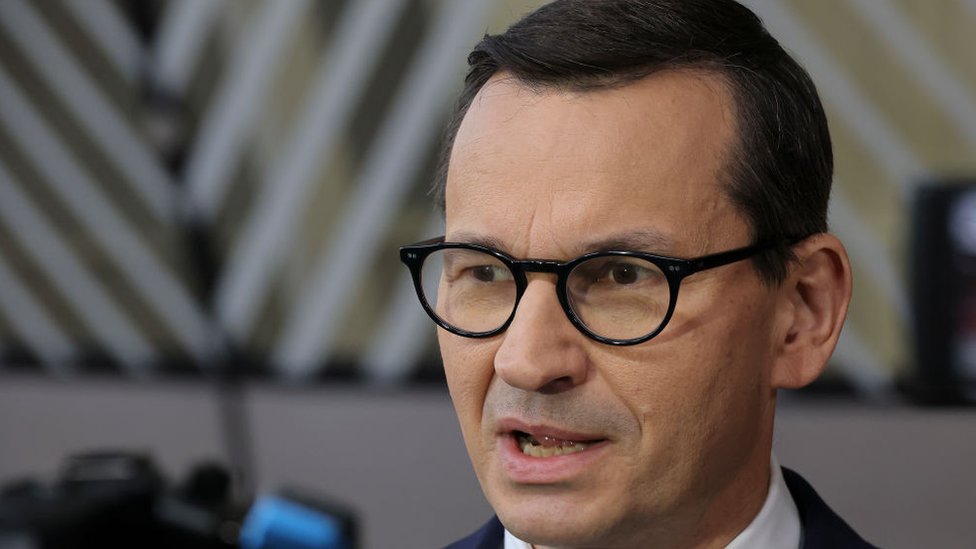 Mateusz Morawiecki, primer ministro polaco y quien más temprano este martes se reunió con el consejo de seguridad de su país.