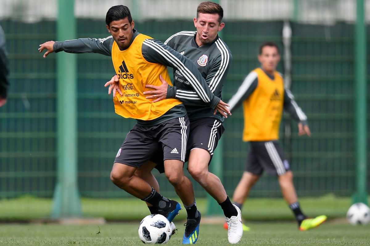 Héctor Herrera y Carlos Vela.