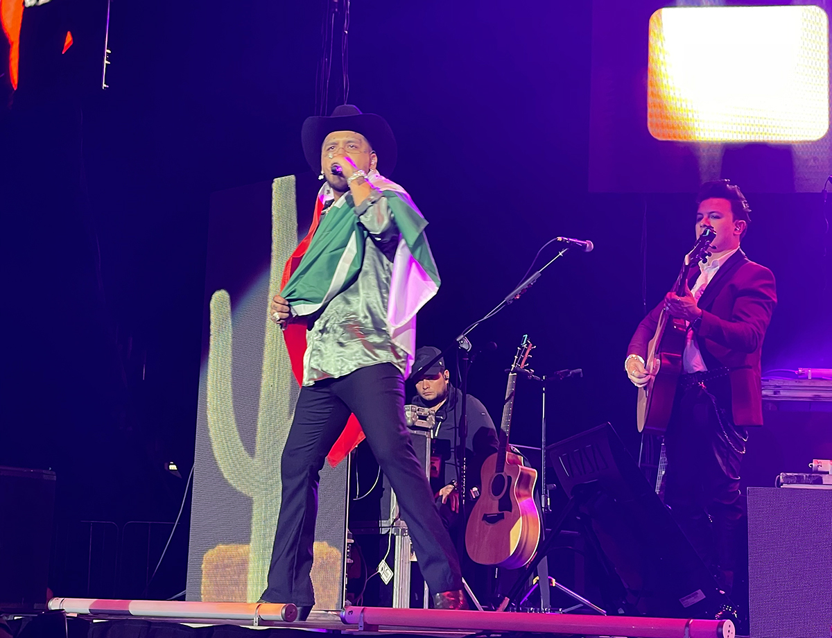 Christian Nodal arrasó en su primer concierto en Miami. Foto: Mandy Fridmann