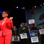 Karen Bass se perfila para ser la próxima alcaldesa de Los Ángeles.