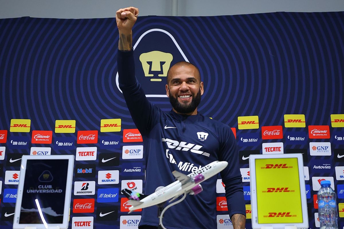 Dani Alves representará a Brasil en la Copa del Mundo.