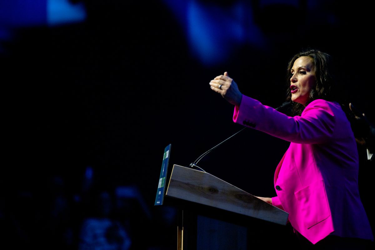 La gobernador de Michigan Gretchen Whitmer celebró su reelección en Detroit.