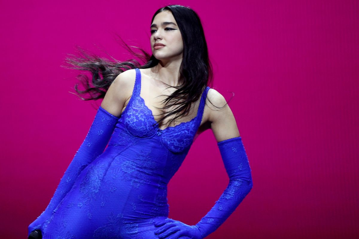 Dua Lipa está presentando los conciertos finales de su gira "Future nostalgia".