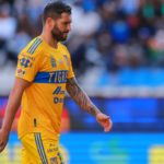 André-Pierre Gignac pasó la noche en el hospital luego de recibir un fuerte golpe.