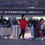 Desde el pasado viernes aumentó la actividad de viajeros en el Aeropuerto Internacional de Los Ángeles.