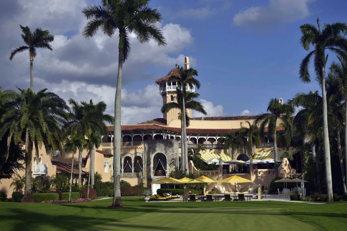 Entrada posterior de Mar-a-Lago, la residencia de Trump en Palm Beach, Florida.