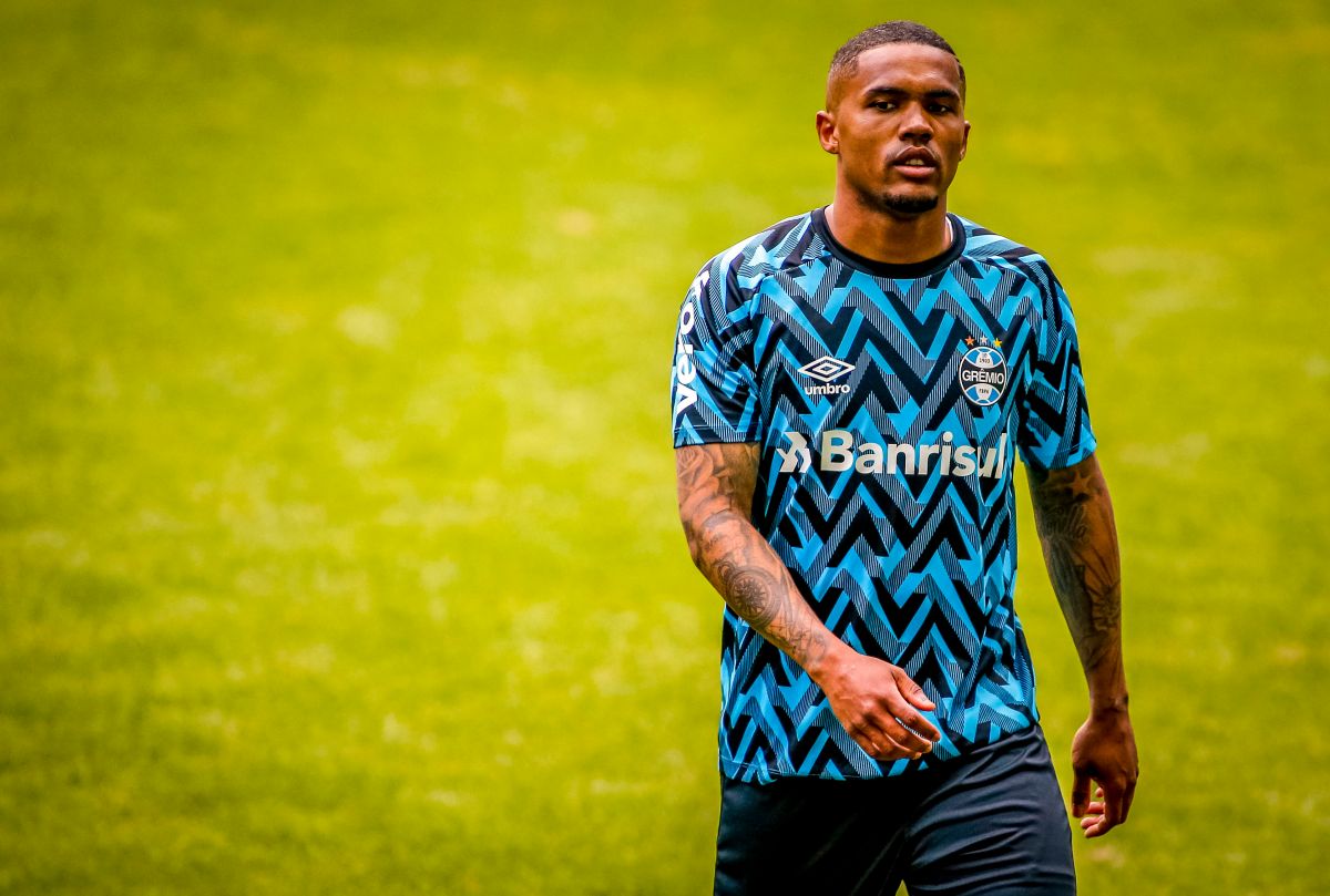 Douglas Costa podría regresar a Gremio de Brasil.