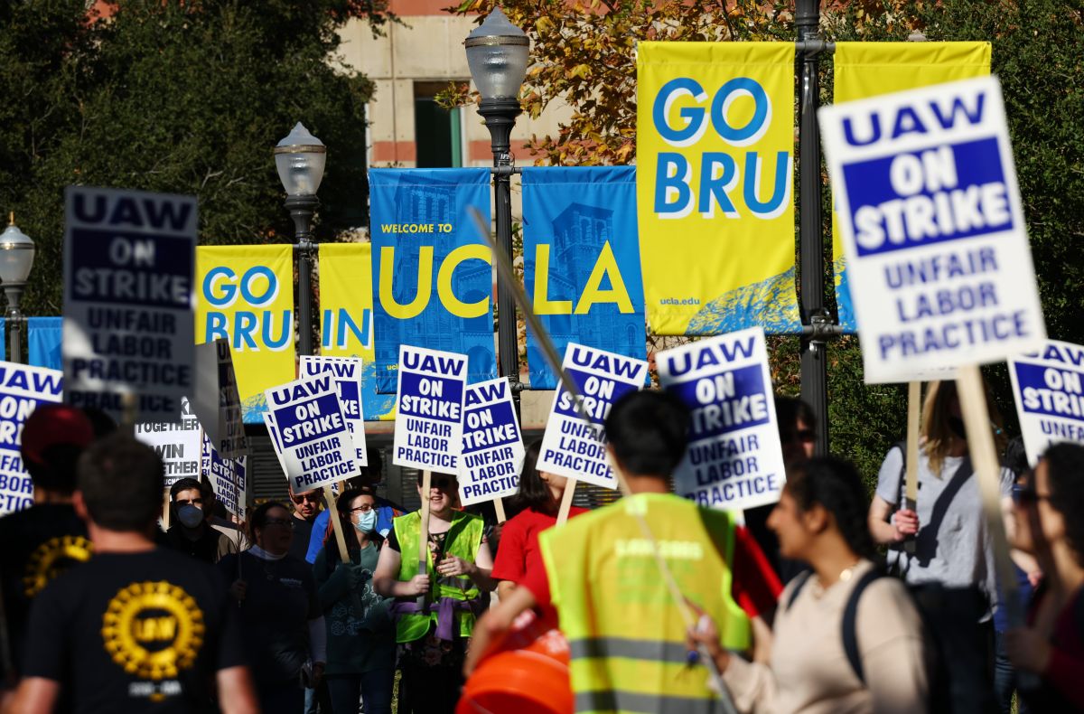 La huelga alcanzó los 10 campus de la Universidad de California.