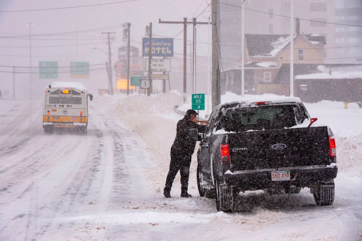 La tormenta invernal comenzará en el oeste y seguirá por todo el país.