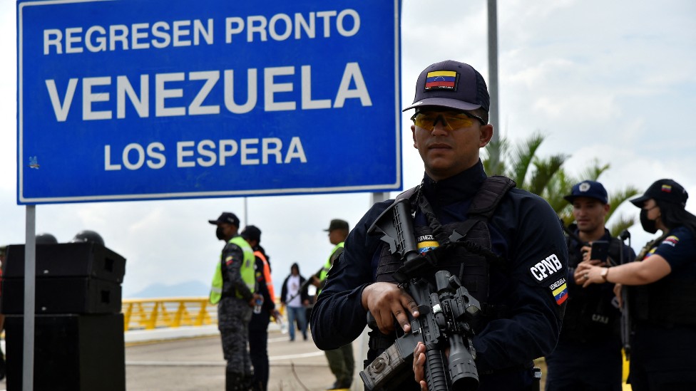 Puente Internacional Atanasio Girardot