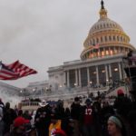 Seguidores de Donald Trump durante el asalto al Capitolio, en Washington D.C., el 6 de enero de 2021.