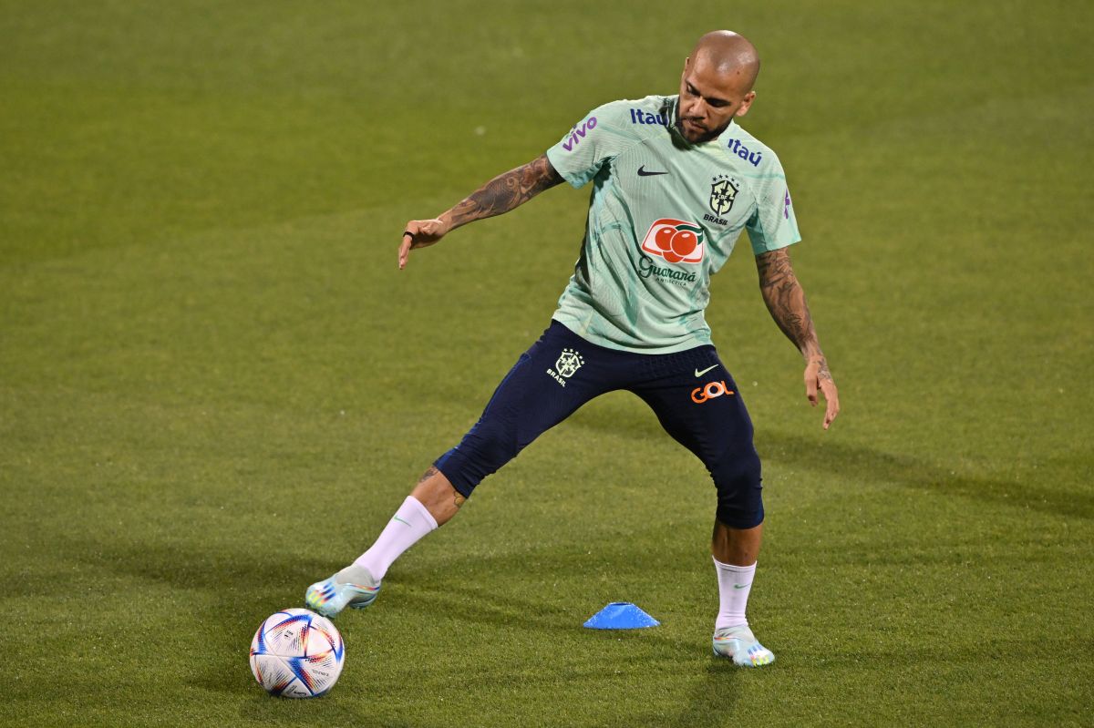 Dani Alves durante un entrenamiento de la selección de Brasil. 