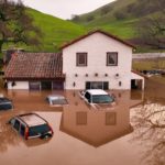 Inundaciones y deslizamientos de tierra han afectado a muchas comunidades de California.