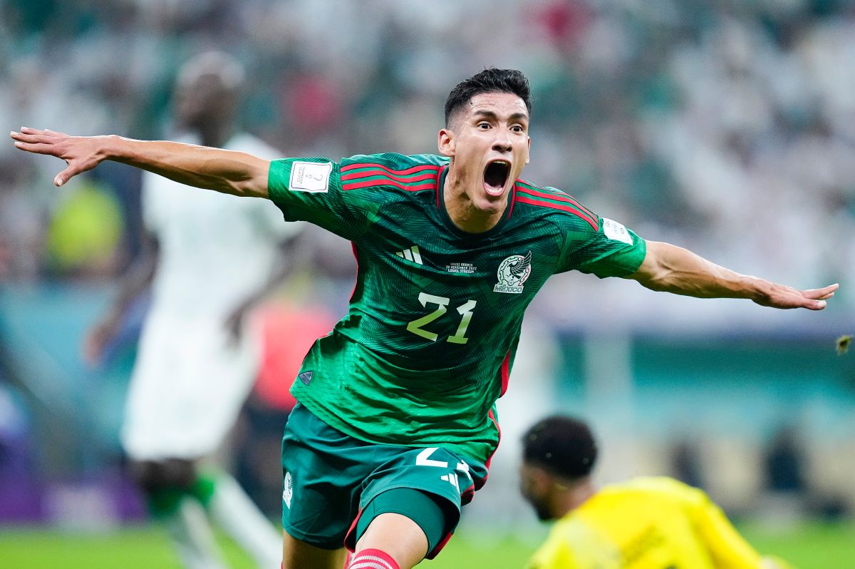 Antuna jugó algunos minutos con México en el Mundial de Qatar 2022.