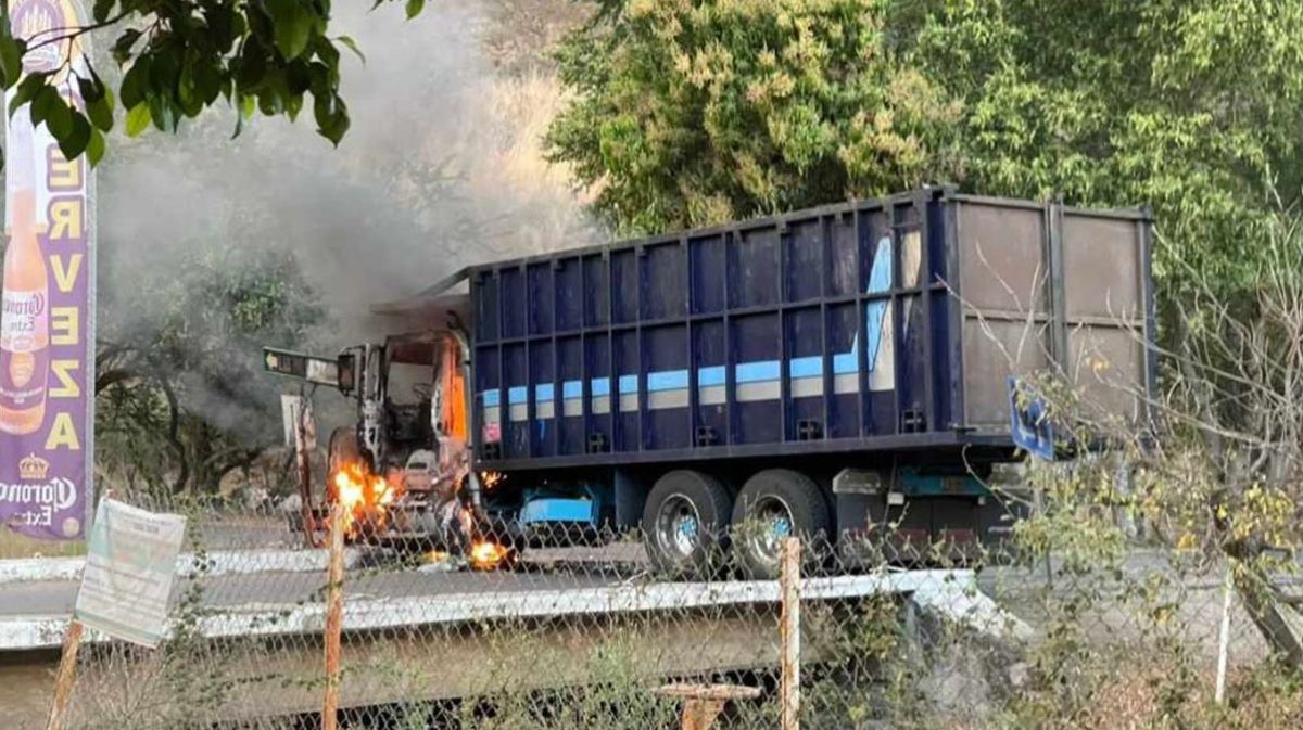 Una de las empresas de camiones suspendió sus viajes  y todo quedó en un día más de violencia extrema.