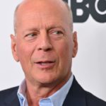 El actor Bruce Willis fue diagnosticado con demencia frontotemporal.