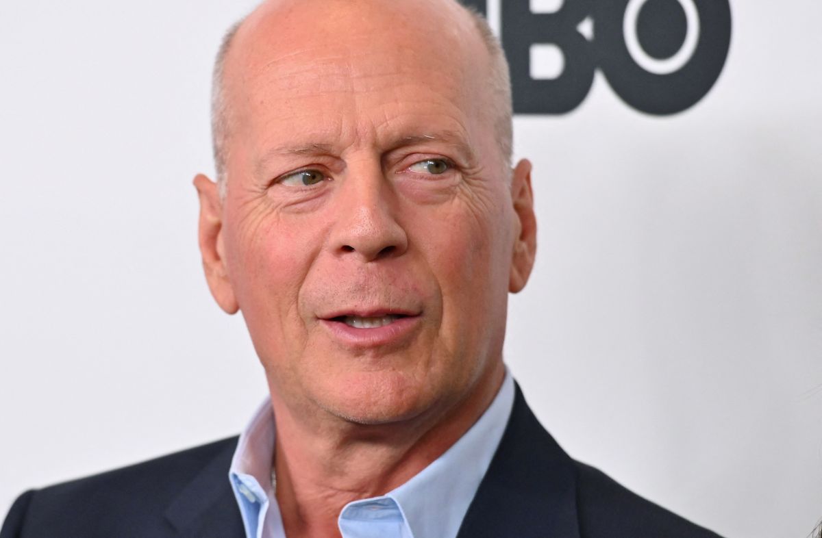 El actor Bruce Willis fue diagnosticado con demencia frontotemporal.