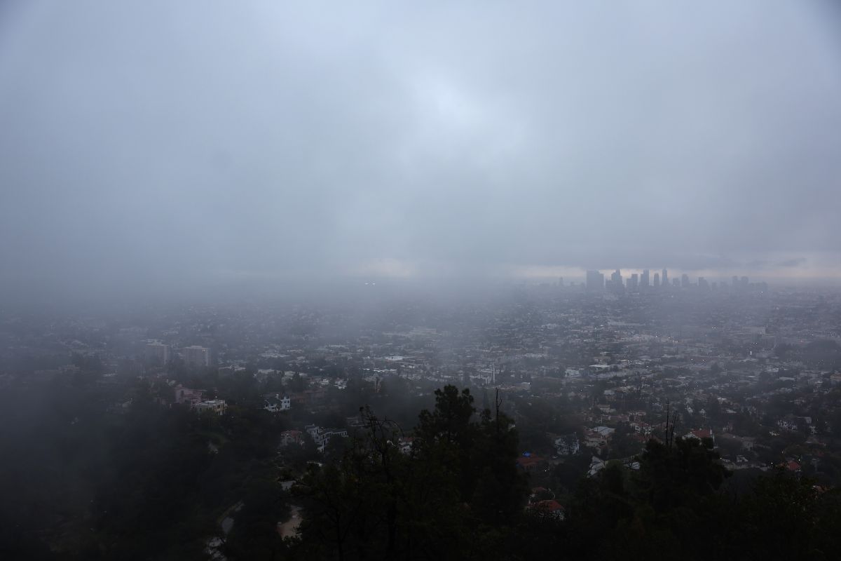 Una vista de Los Ángeles la tarde del 24 de febrero de 2023 en plena tormenta invernal.