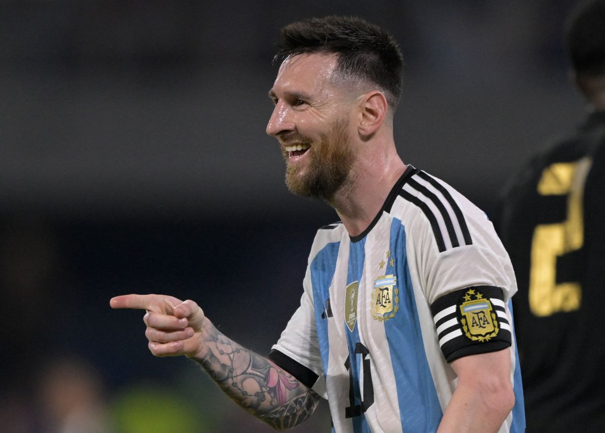 Messi superó la barrera de los 100 goles con su selección.