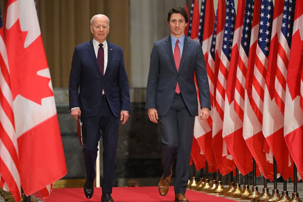 Biden y Trudeau anunciaron el nuevo acuerdo migratorio el viernes.