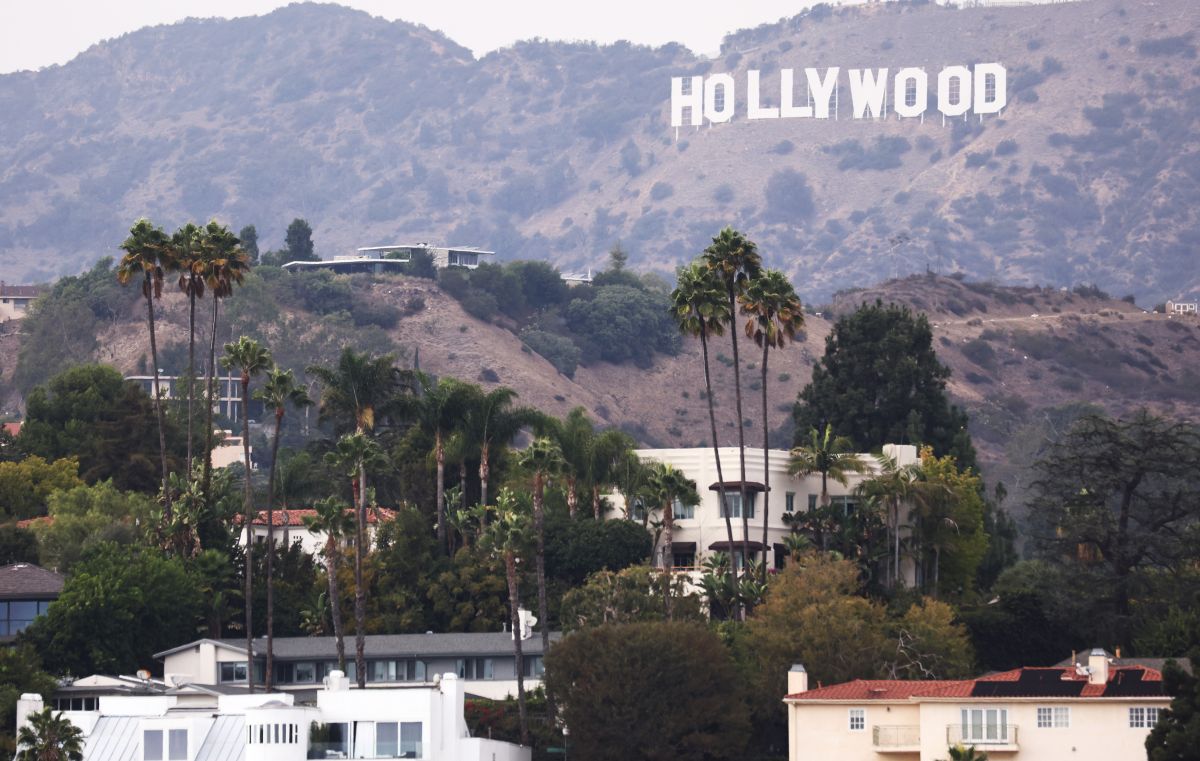 La mansión adquirida por Edwin Castro tiene una envidiable vista desde Hollywood Hills.