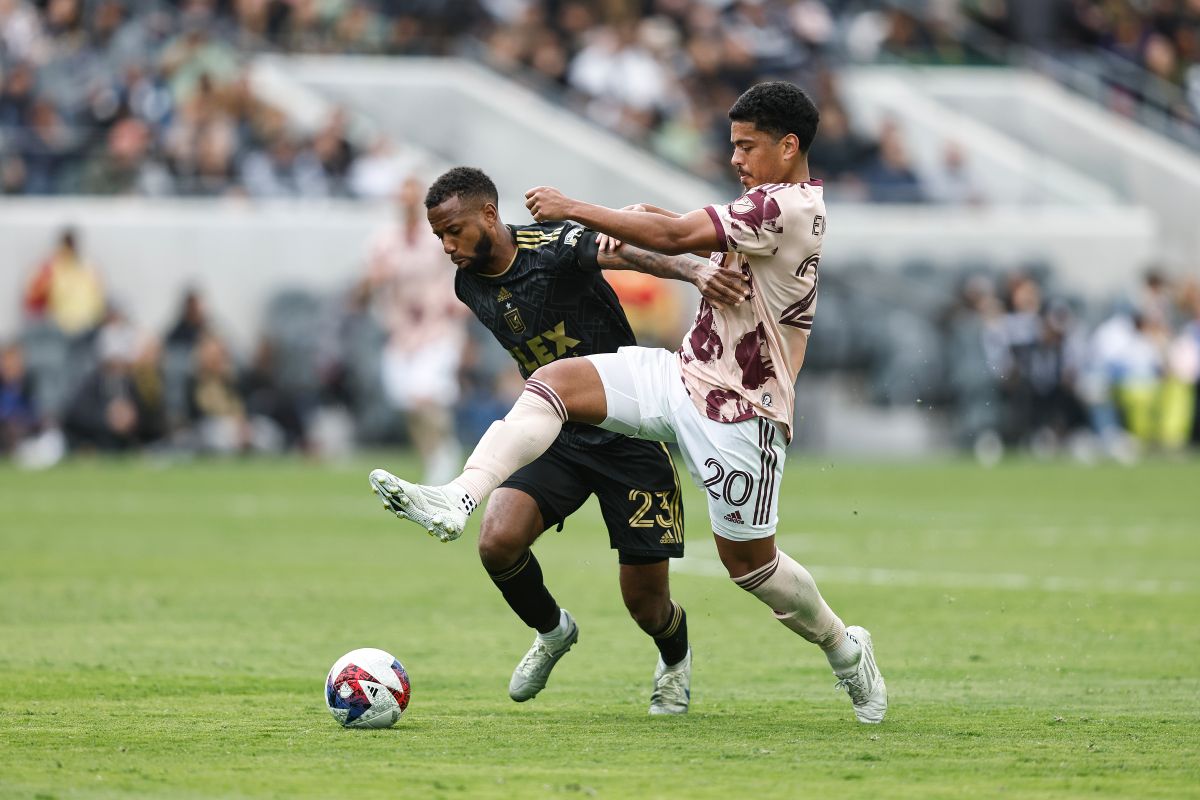 LAFC en un partido de la MLS ante Portland Timbers. 