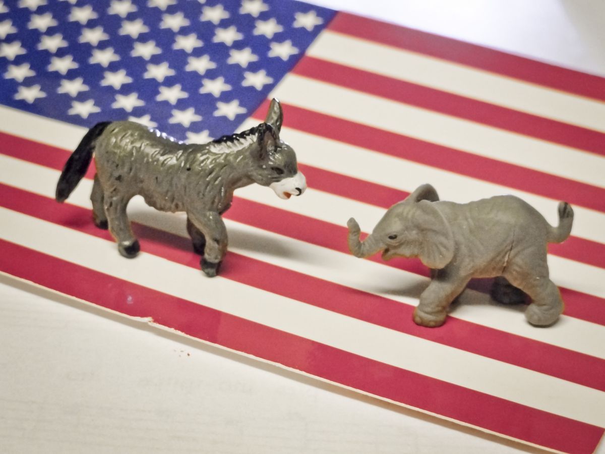 El burro simboliza al Partido Demócrata y el elefante al Partido Republicano.