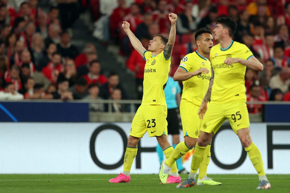 Jugadores del Inter de Milán celebrando gol ante Benfica en Champions League.