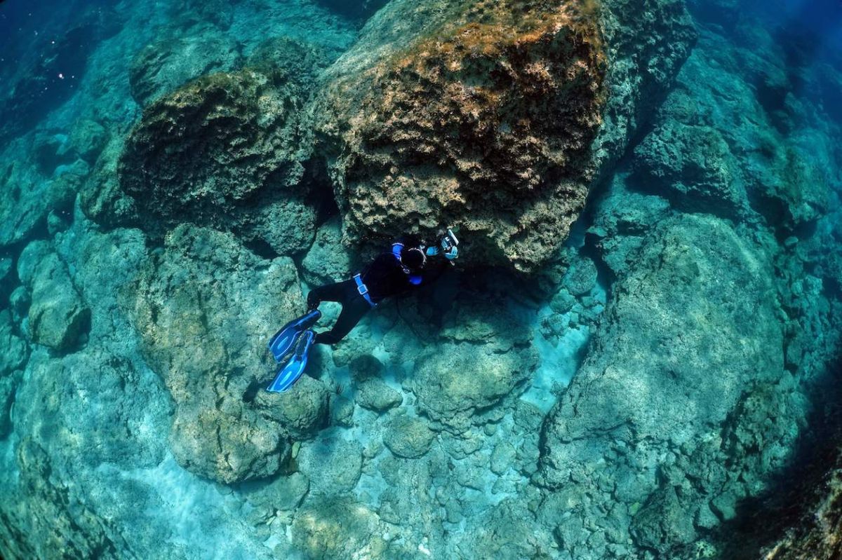 Científicos han descubierto una misteriosa fuga en el océano que está llevando líquido caliente hacia el Océano Pacífico. / Foto: AFP/Getty Images