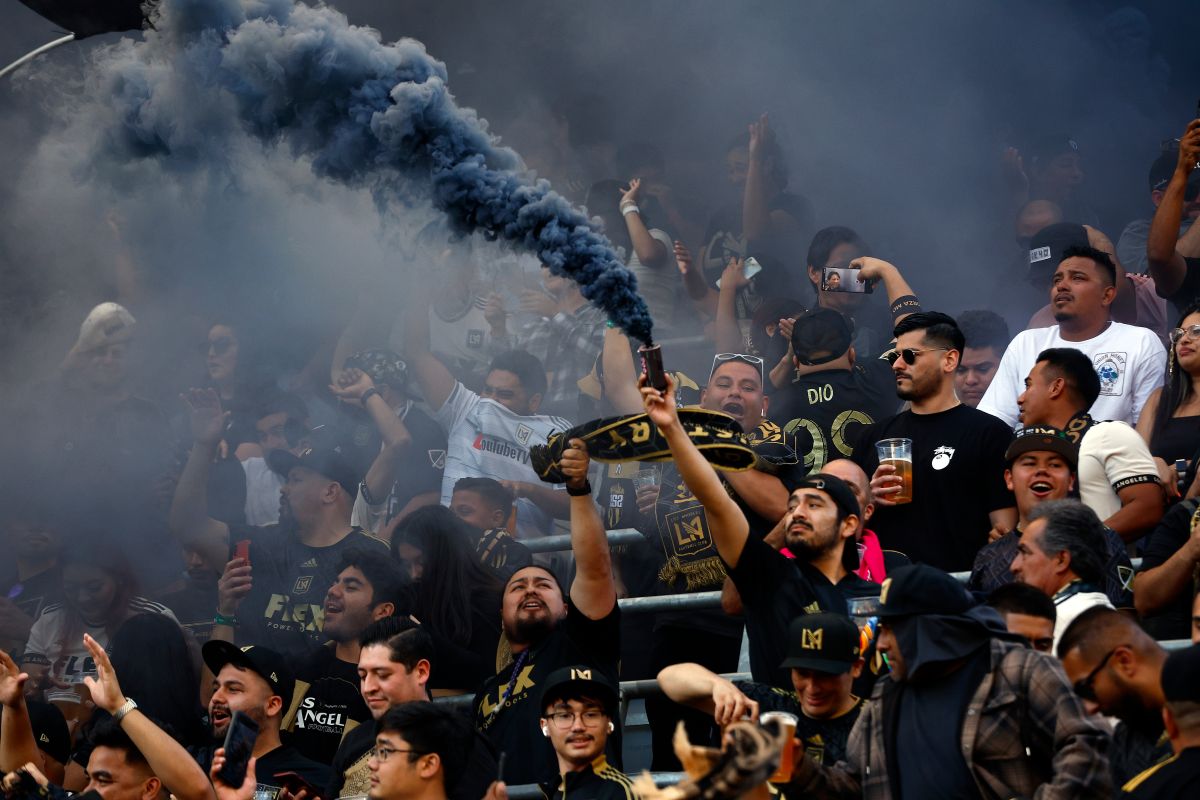 Fanaticada del LAFC.