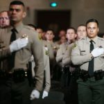 El Sheriff del Condado de Los Ángeles desea contar con más alguaciles.