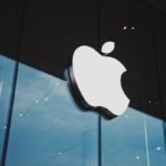 Apple prohibió a sus empleados que puedan utilizar heramientas con IA para evitar que pueda filtrarse información de la empresa